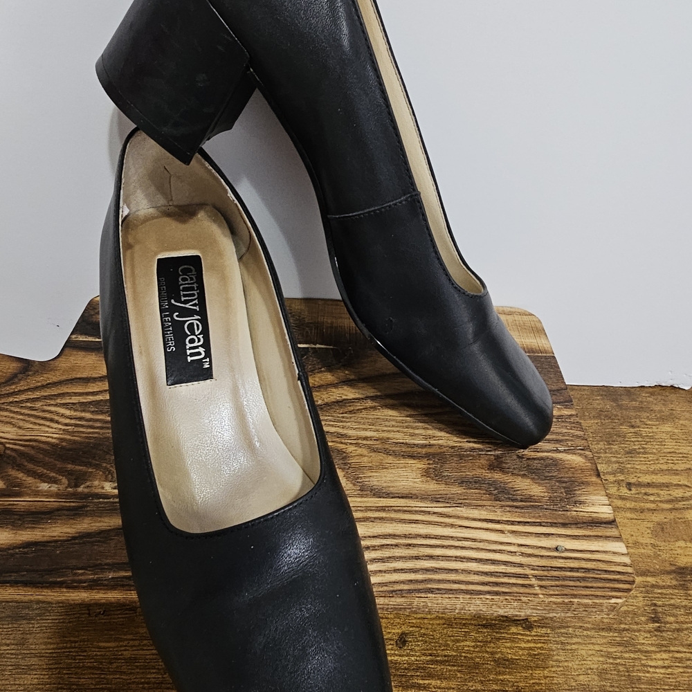 Cathy Jean Classic Black Heels